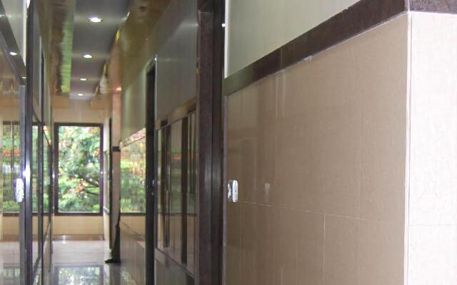 Hotel Galaxy Residency