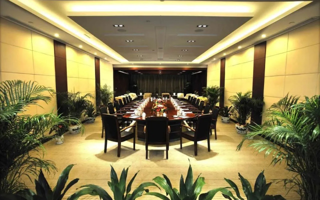Xiangming Holiday Hotel