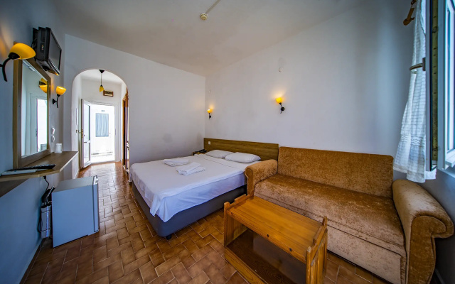 Nagi Beach Hotel