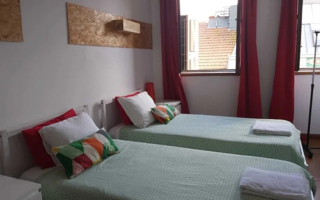 Porto Downtown Hostel