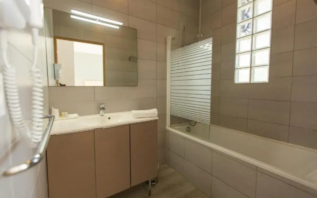 Hotel The Originals de la Plage Marennes Oleron