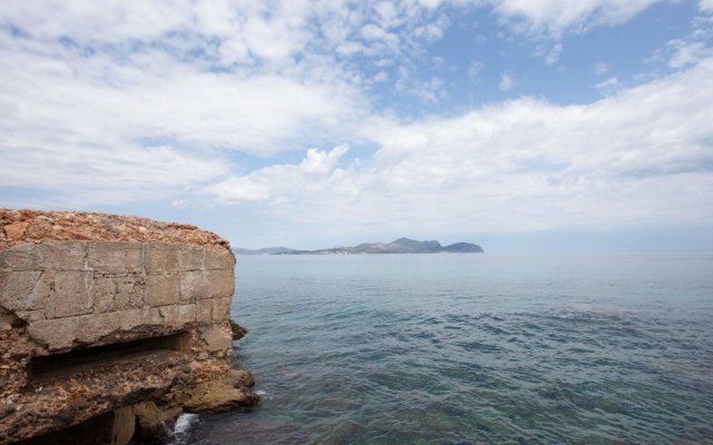 Modern apartment in Can Picafort nice view of the harbor, 50 m from the beach