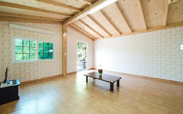 Danyang Sobaeksan Tongnamu Pension