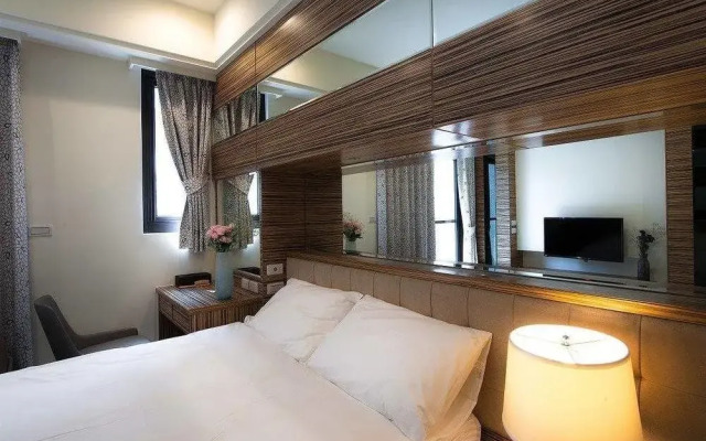 We-Home Motel