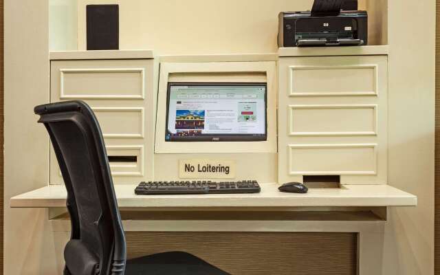 Mainstay Suites at PGA Village