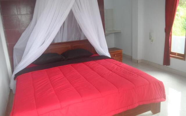 One Homestay and Warung