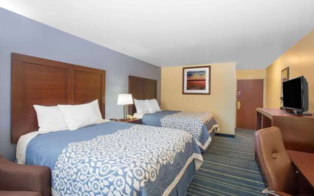 Days Inn by Wyndham Grand Island