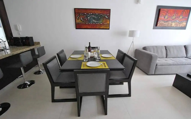 KIN PH7 Corner Penthouse by Gate48