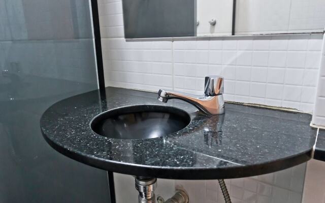 Modern Studio by the Beach 103 Apartment 1