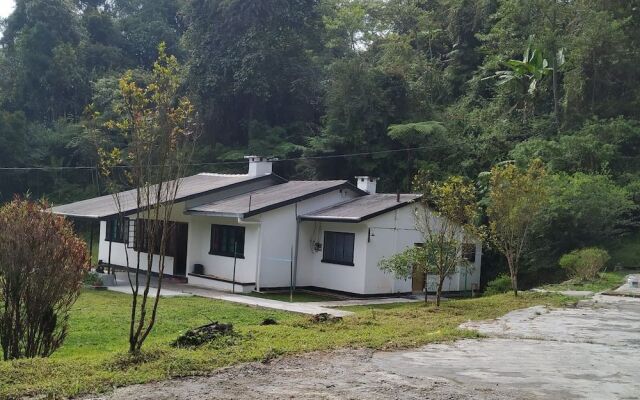 Farm Guest House - Hostel