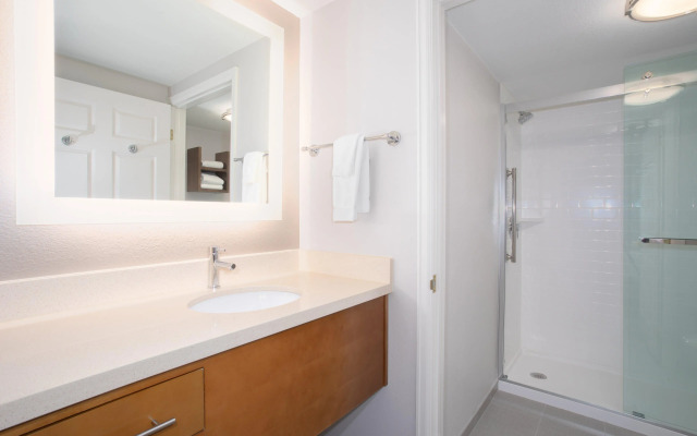 Staybridge Suites Denver International Airport by IHG
