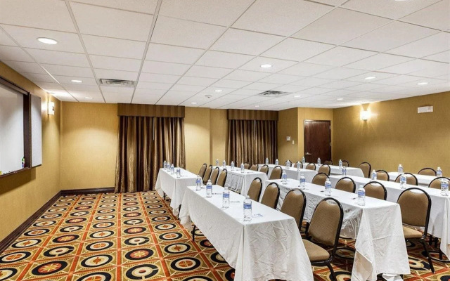 Comfort Suites Plano - Dallas North