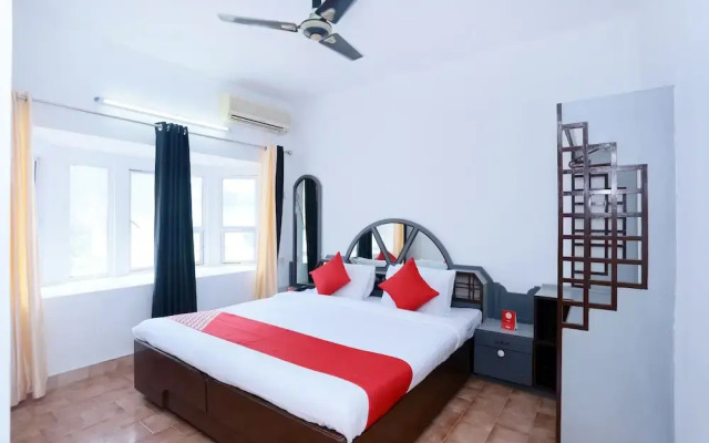 OYO 14328 Hotel Rv Tower