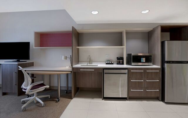 Home2 Suites by Hilton Lakewood Ranch