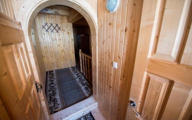 Gazdіvska Hata Guest House