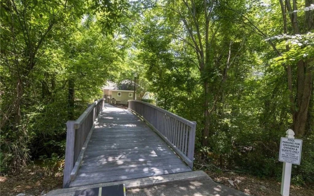 Exclusive Greenbriar Condo W/ Golf & Beach Shuttle Condo