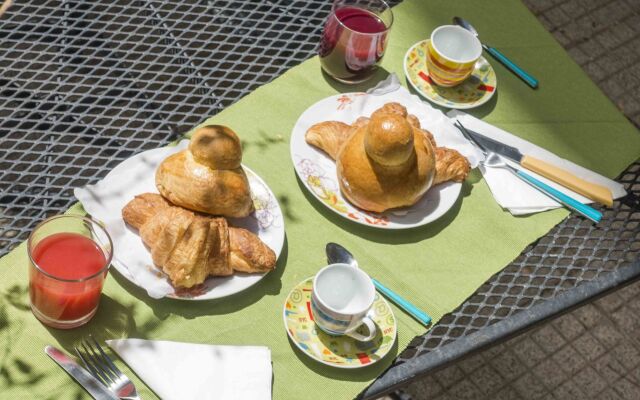 lolART - Tiburtina Station