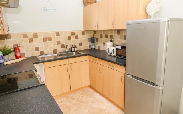 6 Coedrath Park - Swn y Mor