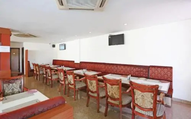 Hotel Svm Grand By OYO Rooms