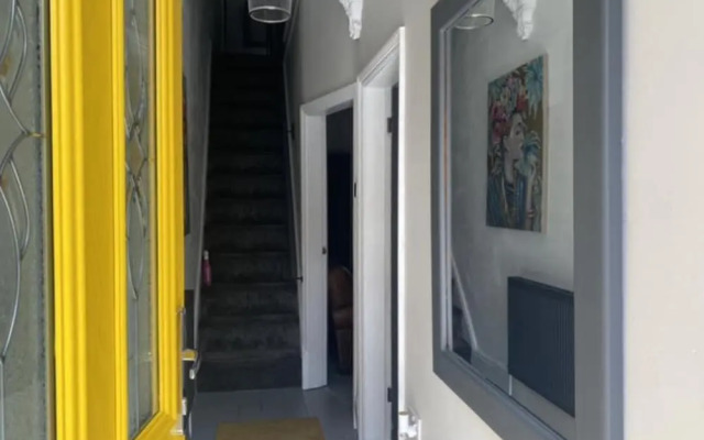 Refurbished 3 Bed House in Manchester