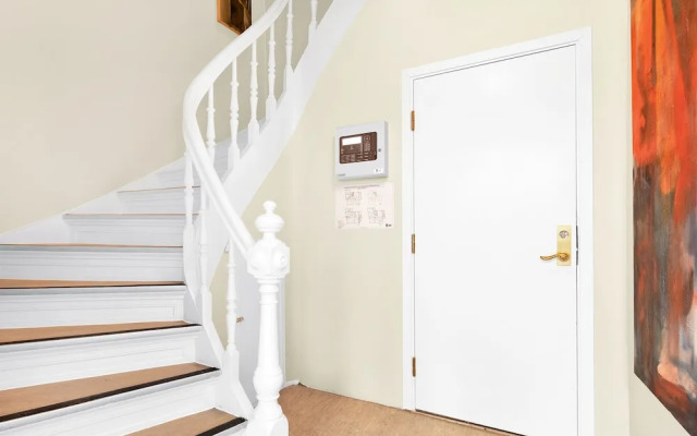 Central Guest House