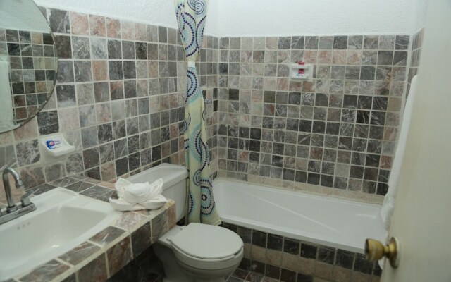 All Inclusive Bed & Beach & Fun Cancun