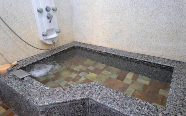 Ho Young Hotspring Hotel
