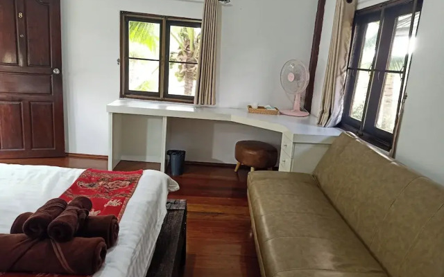 The Forest Hill Cafe & Homestay