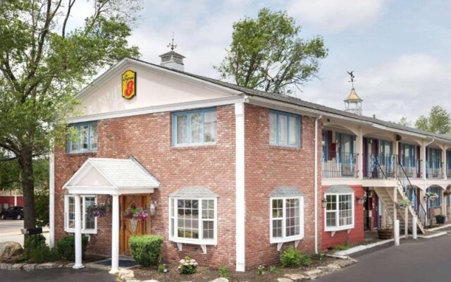 Super 8 By Wyndham Sturbridge