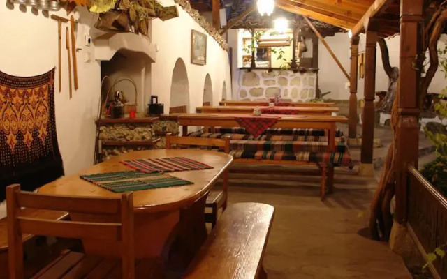 Chiflik Elena Guest House