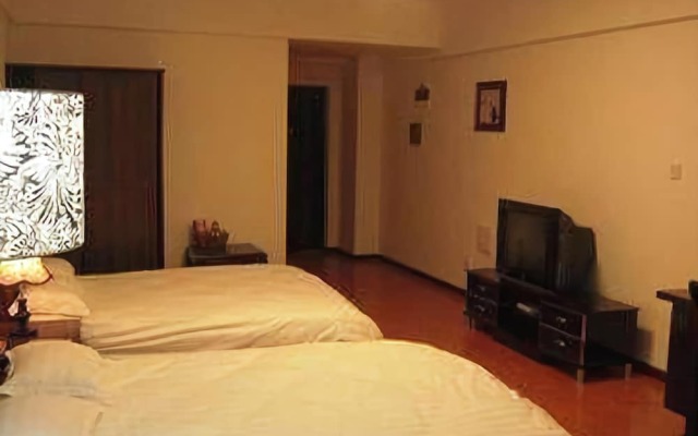 Qingdao Zhongyang Business Hotel