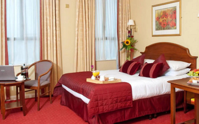 Victoria Hotel