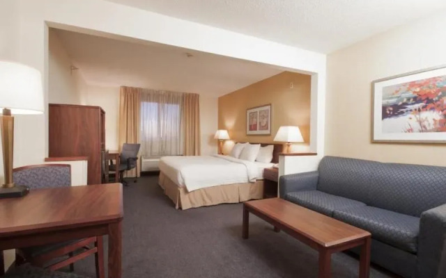 Wingate By Wyndham Liverpool/syracuse