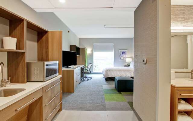 Home2 Suites by Hilton Montreal Dorval