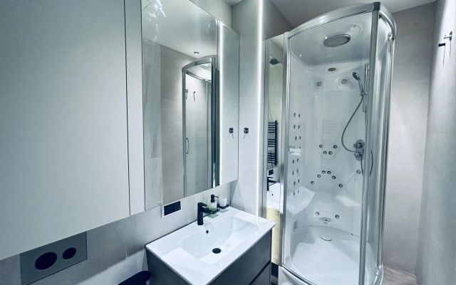 Apartament Сity (Апартамент Сити) на набережной Шелепехинская