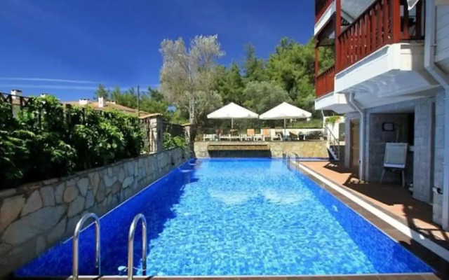 Summer Otel