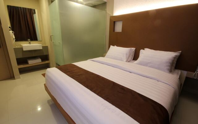 OS Hotel Airport Batam