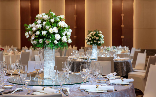 Vinpearl Landmark 81, Autograph Collection