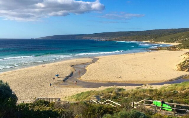Chandlers Smiths Beach Villas