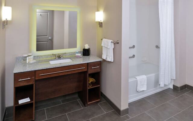Homewood Suites by Hilton Cincinnati Mason