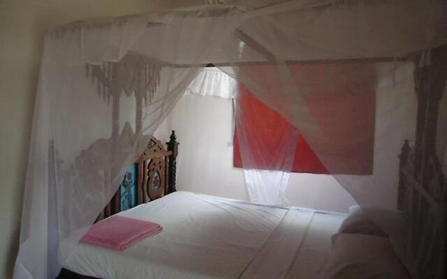 Dudu Villas N Backpackers