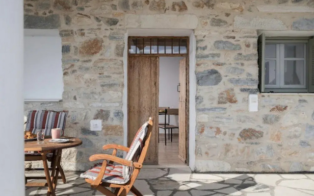 Kottakis Stone House