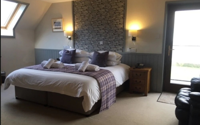 Standing Stones Hotel