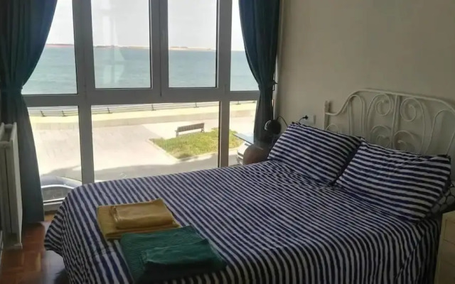 Seaviews-gijon-parking-2br-walk to Beach-wifi