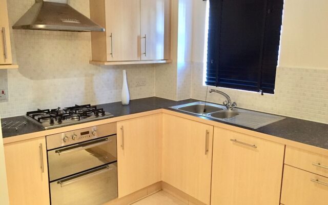 Modern 2 Bed Apartment in Southampton