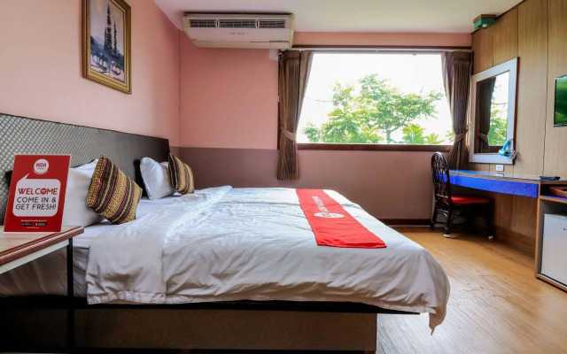 NIDA Rooms Milky Way Sansaikom