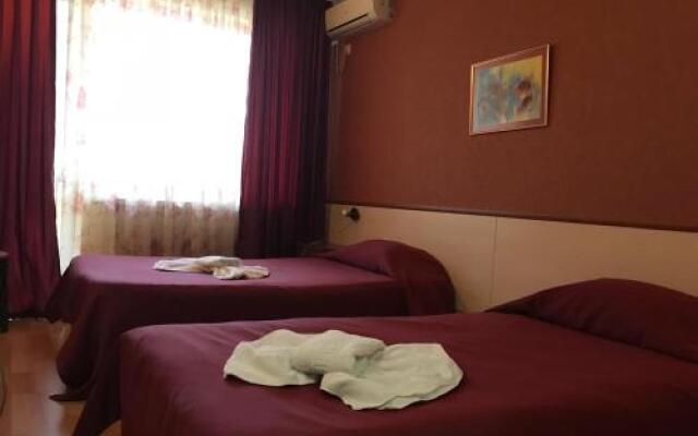 Hotel Triumph