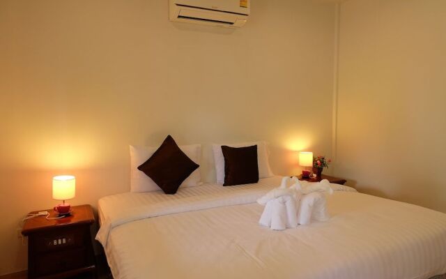 OYO 967 Andathien Pool Villa Aonang