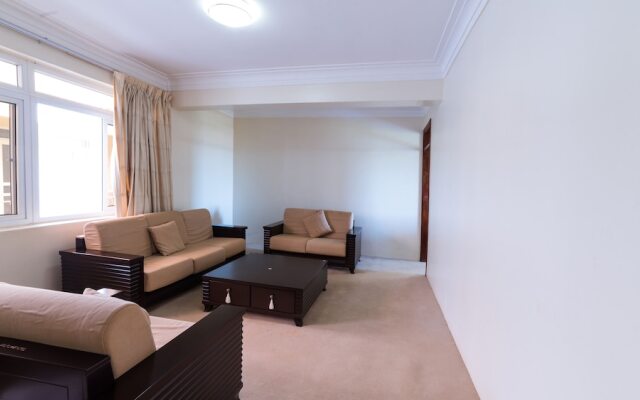 Golf Lane Hotel