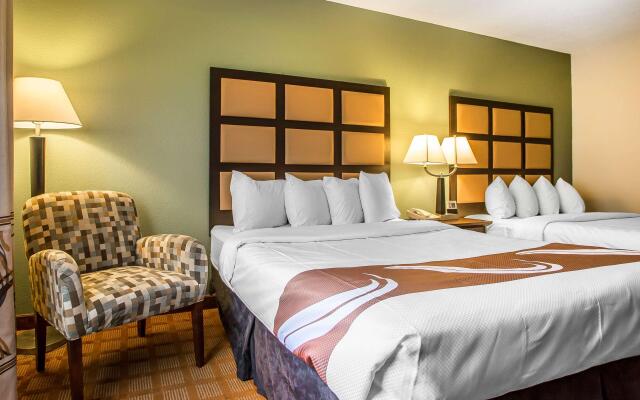 Quality Inn & Suites Marinette